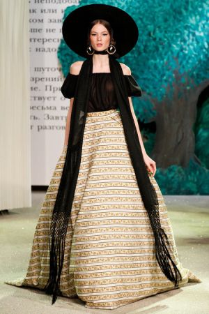 Ulyana Sergeenko Spring 2013 Couture1.JPG